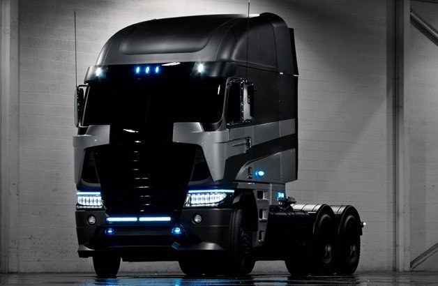Michael Bay Unveils Freightliner Truck Character for Transformers 4