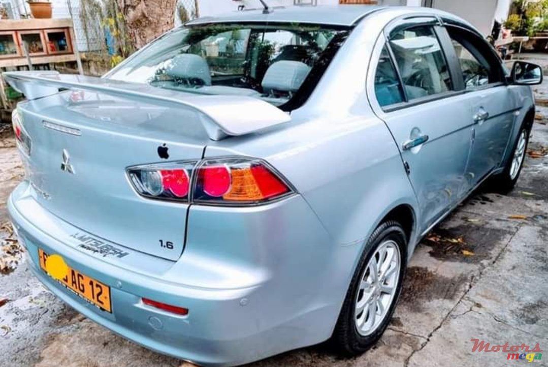 2012' Mitsubishi Lancer X photo #4