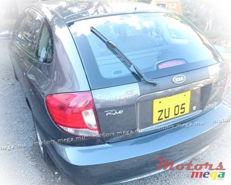 2005' Kia photo #3
