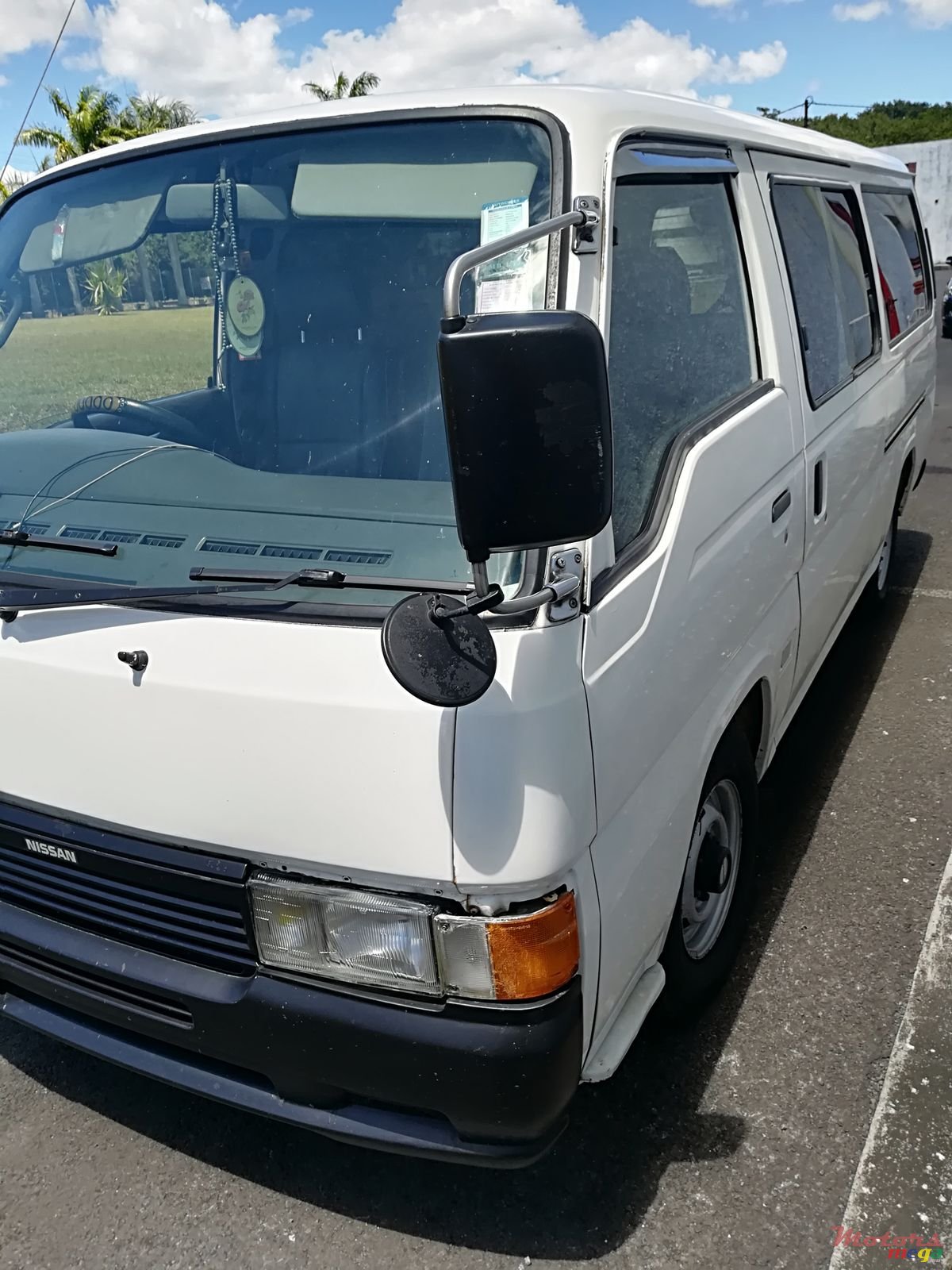 1998' Nissan Homy photo #1