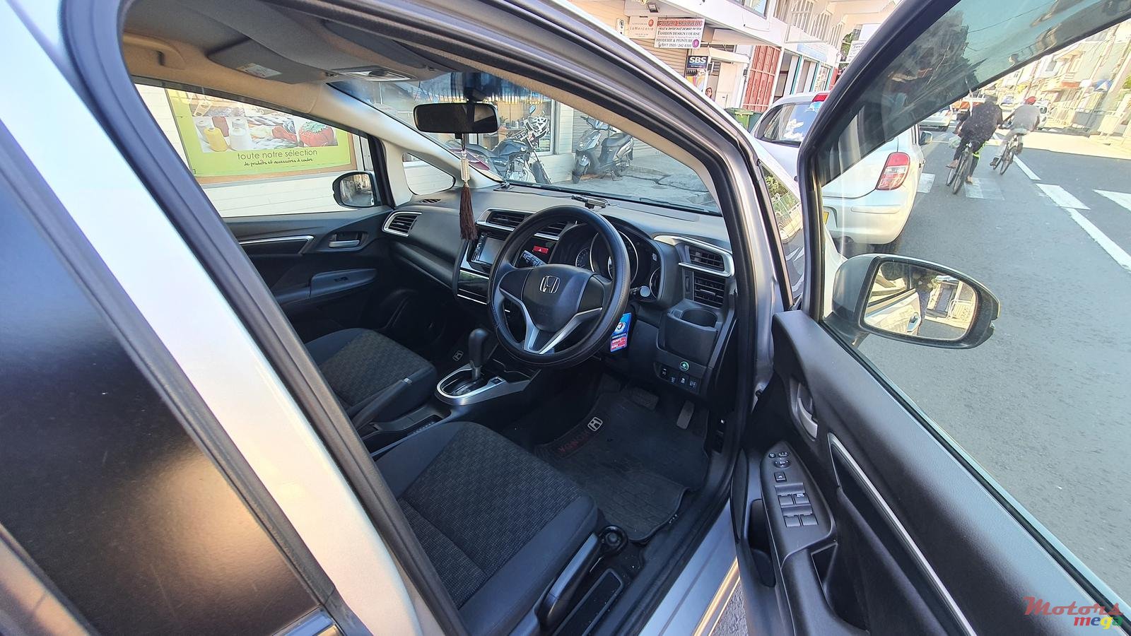 2016' Honda Fit photo #7