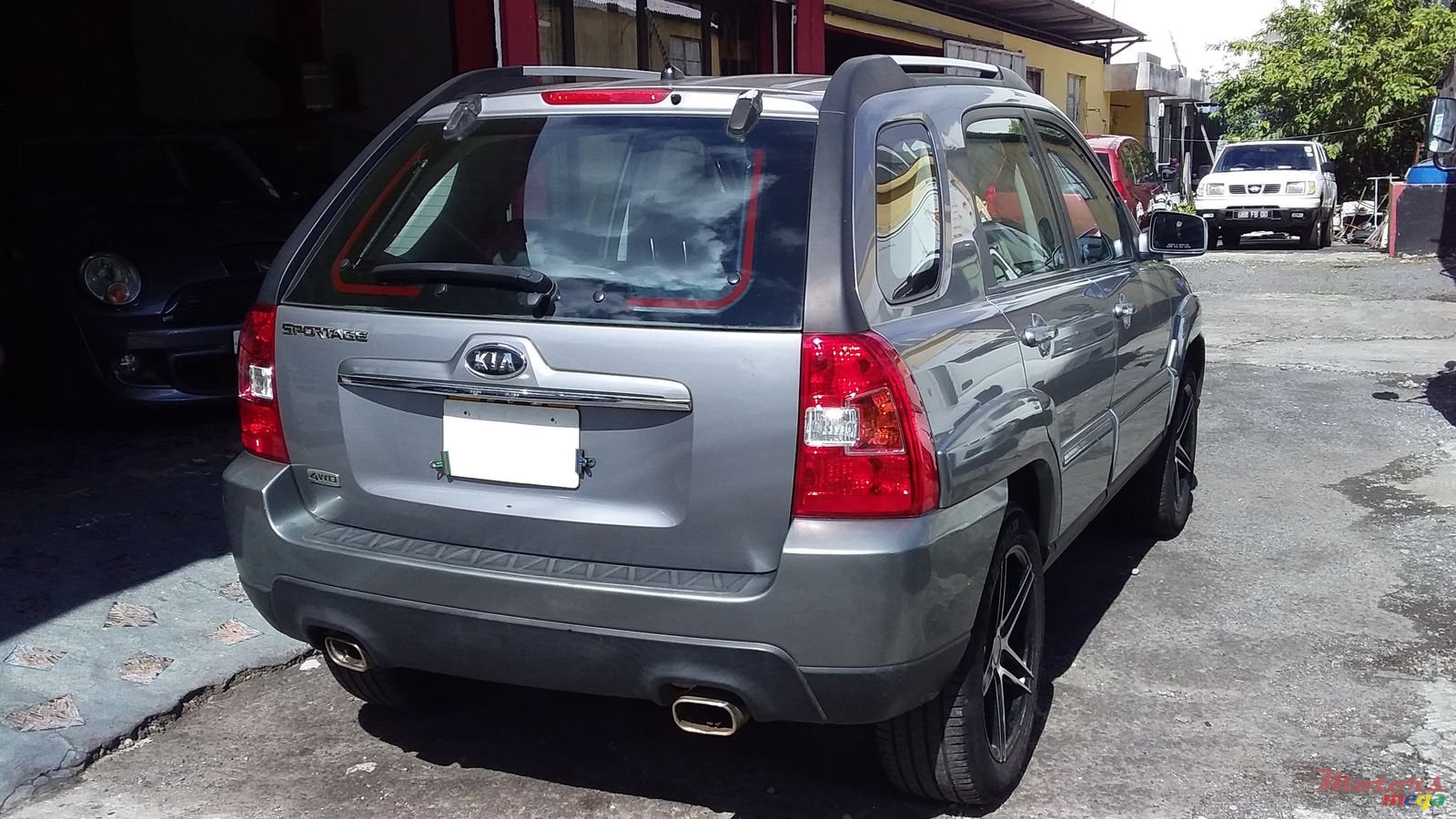 2010' Kia Sportage 4WD photo #4