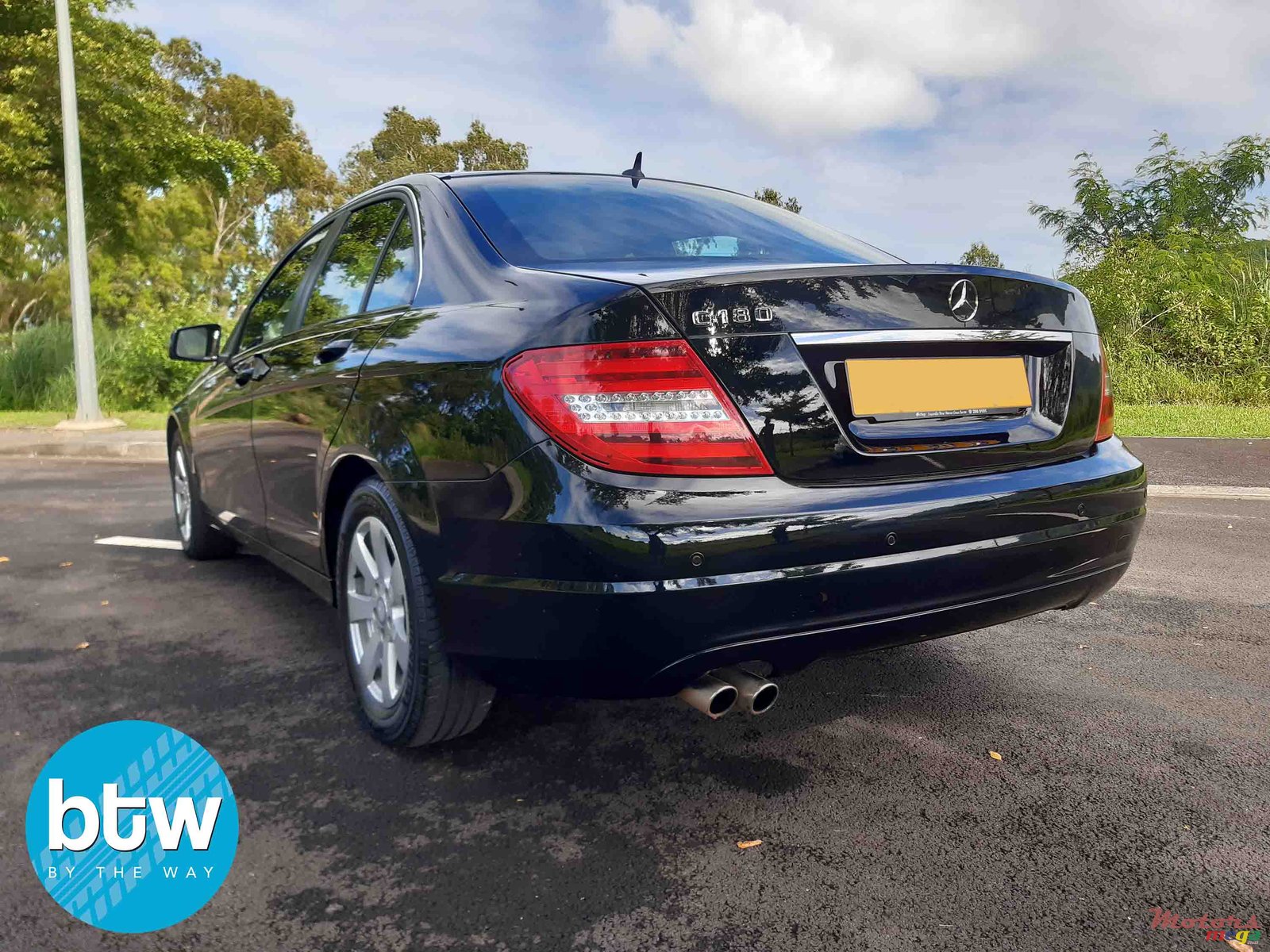 2014' Mercedes-Benz C-Class 180 photo #2