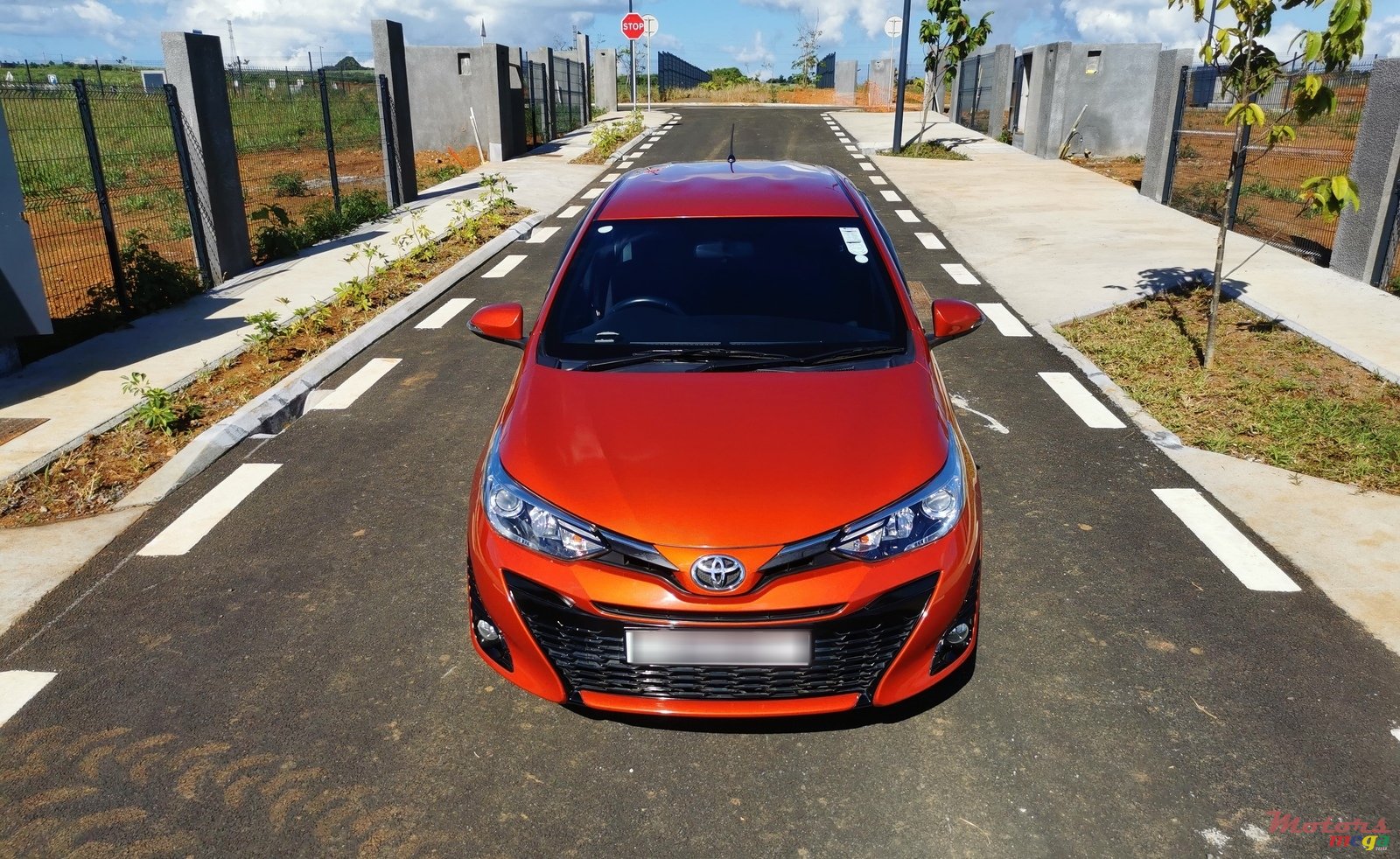 2018' Toyota Yaris photo #1