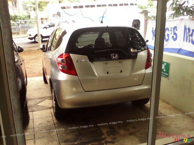 2010' Honda photo #2