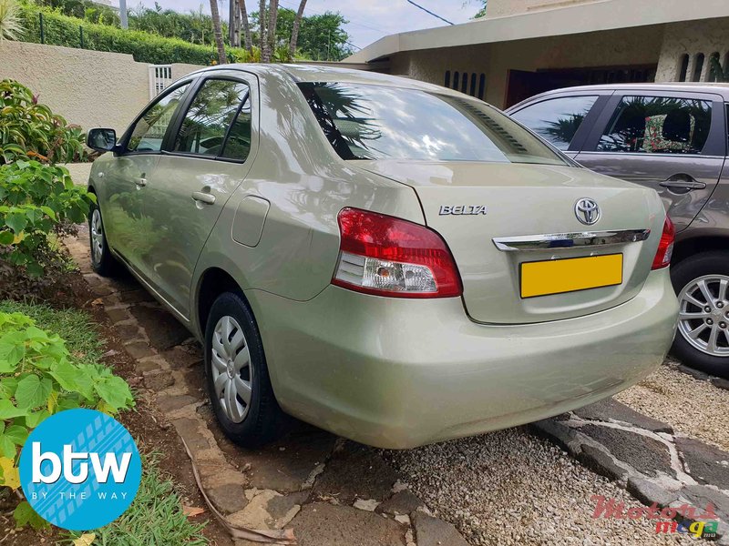 2008' Toyota Belta photo #2