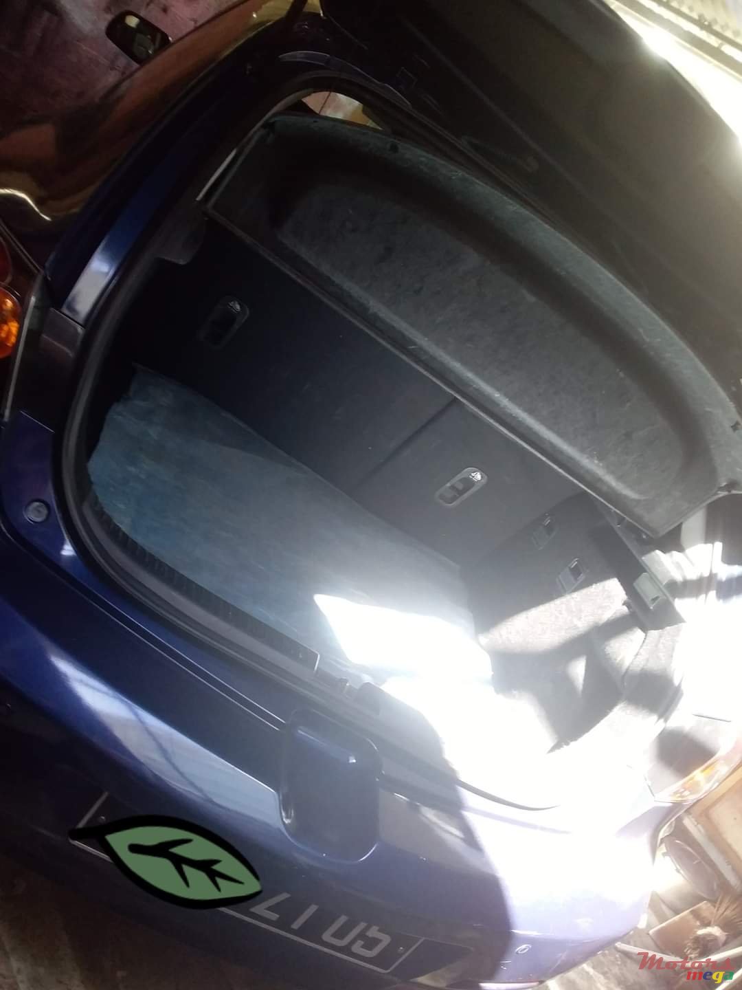 2005' Mazda 3 photo #5