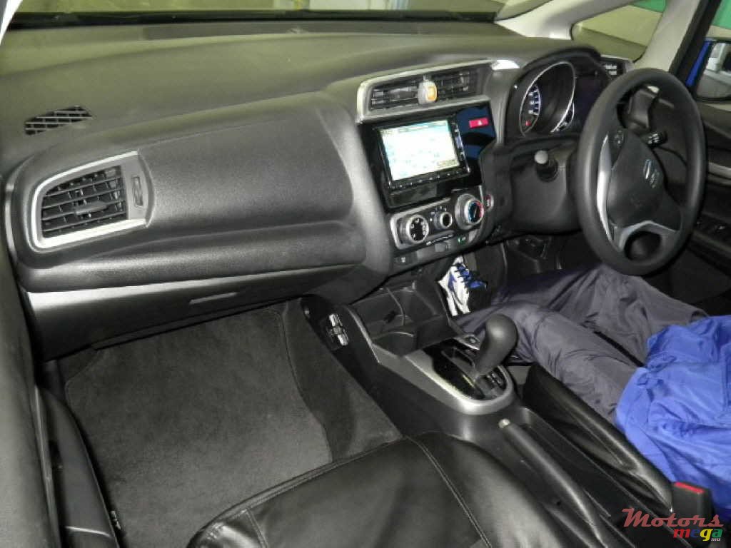 2014' Honda Fit photo #3