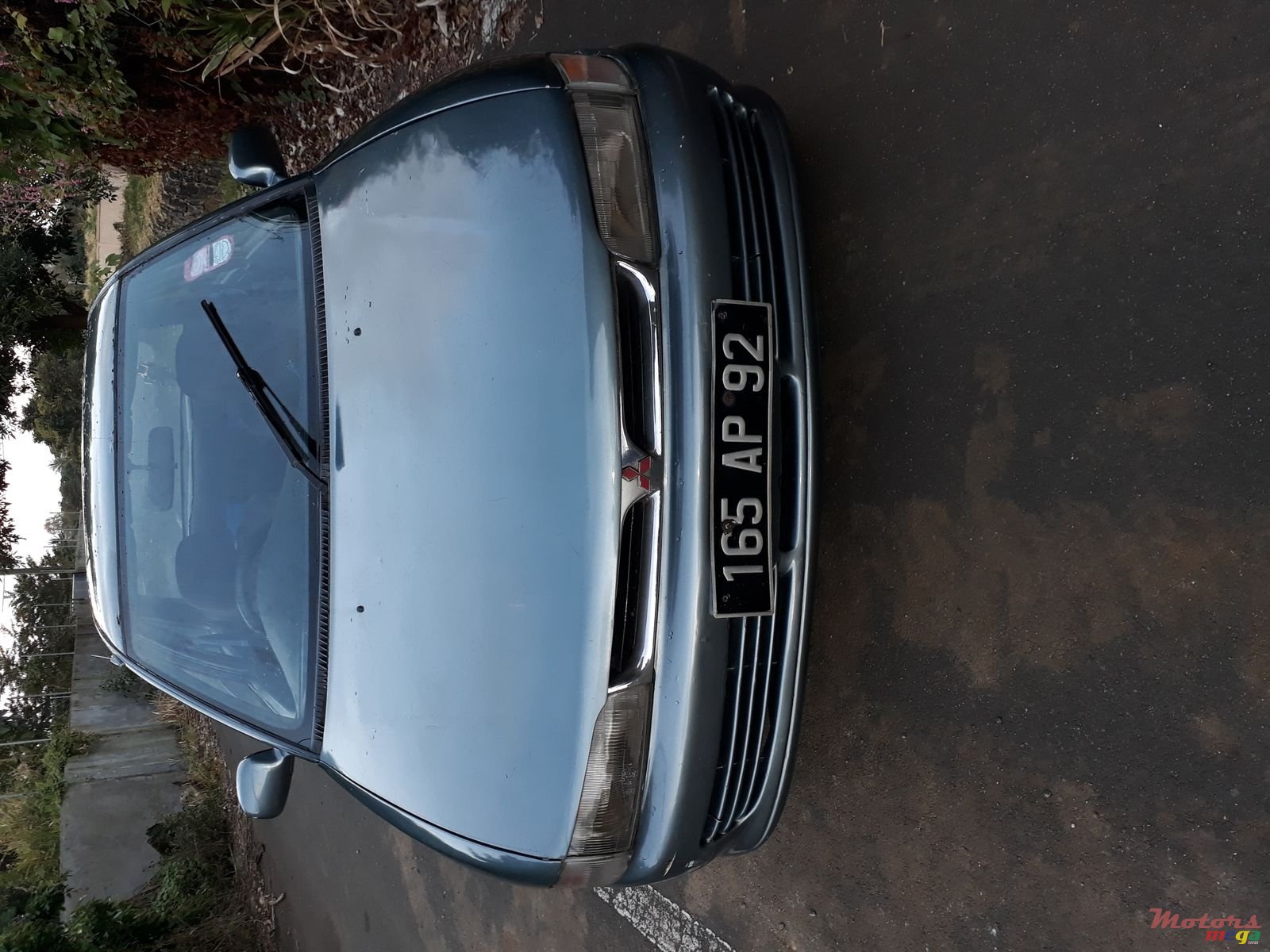 1992' Mitsubishi Lancer photo #1