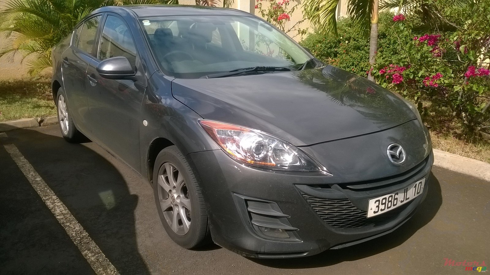 2010' Mazda 3 photo #2