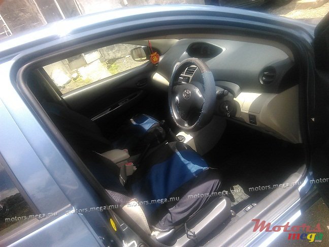 2007' Toyota photo #1