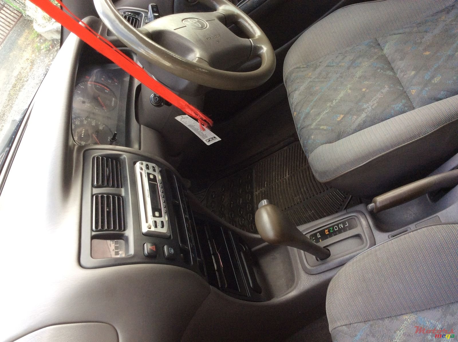 1998' Toyota Corolla photo #3