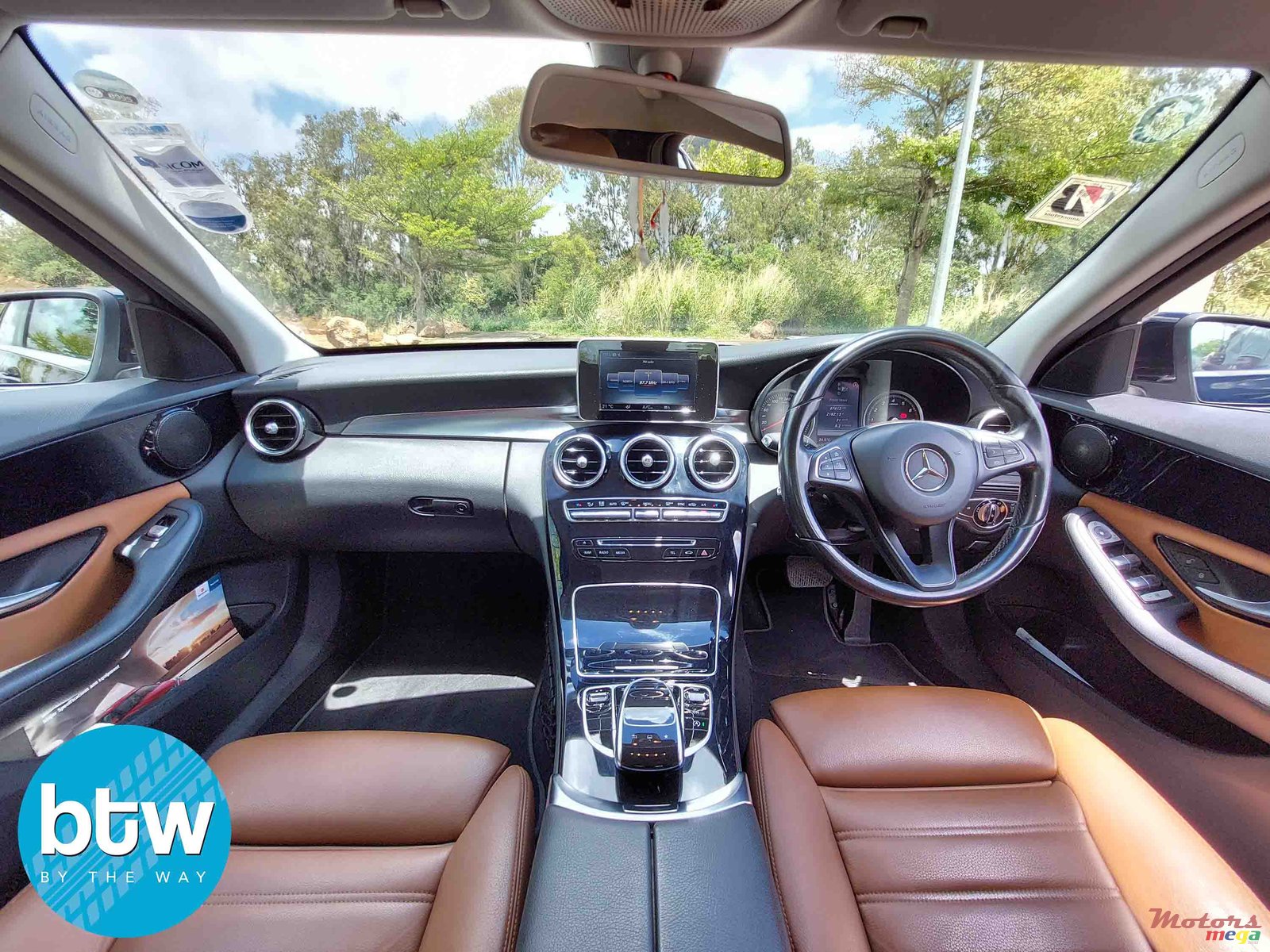 2015' Mercedes-Benz C-Class photo #6