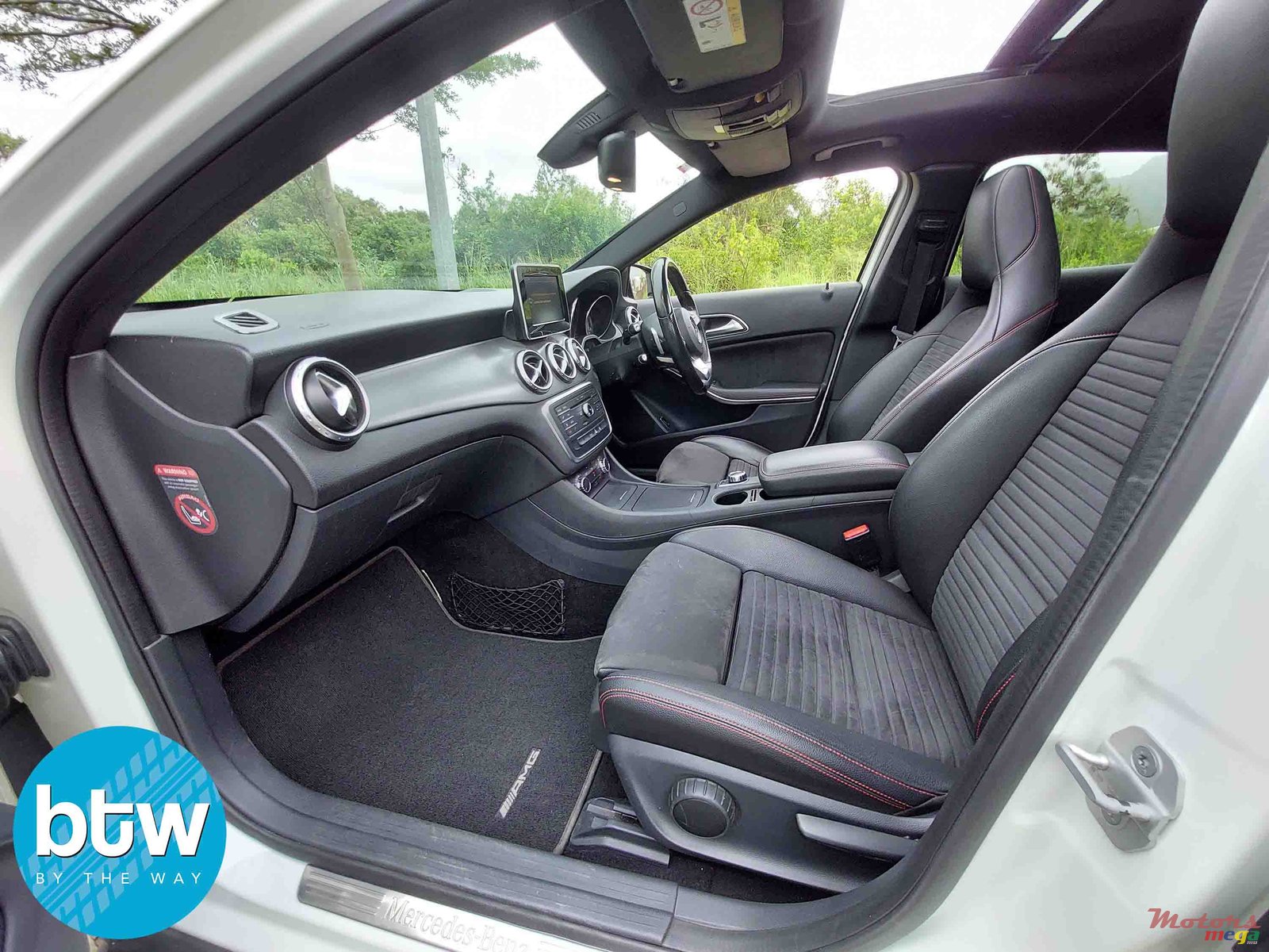 2016' Mercedes-Benz GLA-Class photo #4