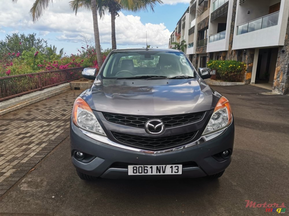 2013' Mazda BT-50 2200 photo #2