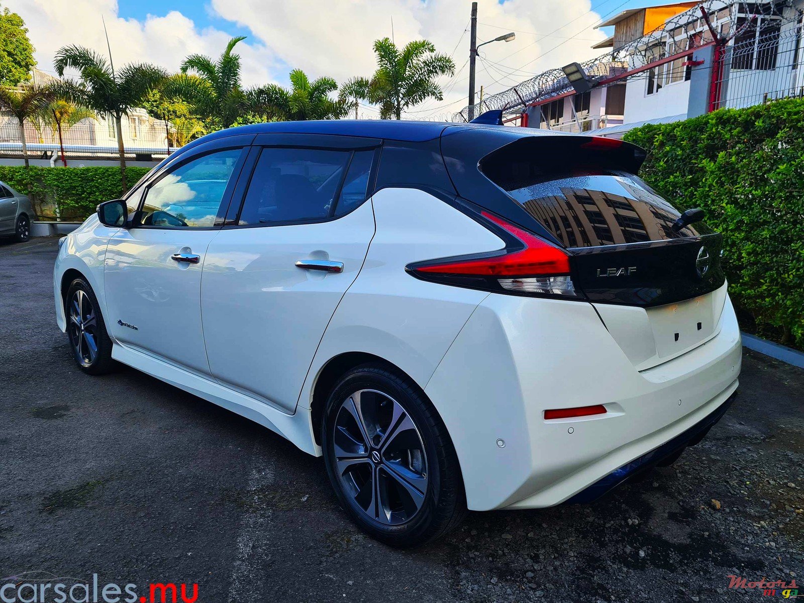 2020' Nissan Leaf G Electric photo #3