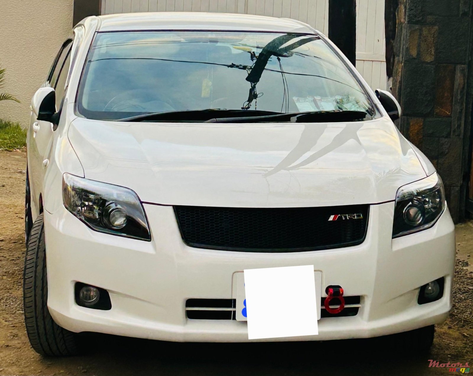 2006' Toyota Axio photo #1