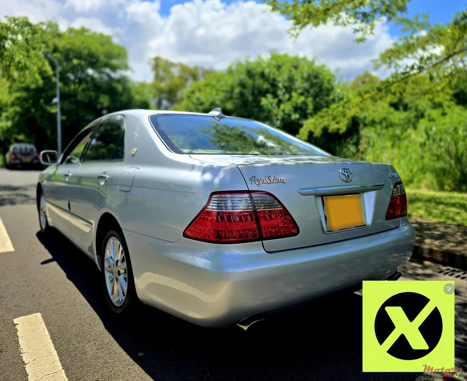 2008' Toyota Crown photo #3