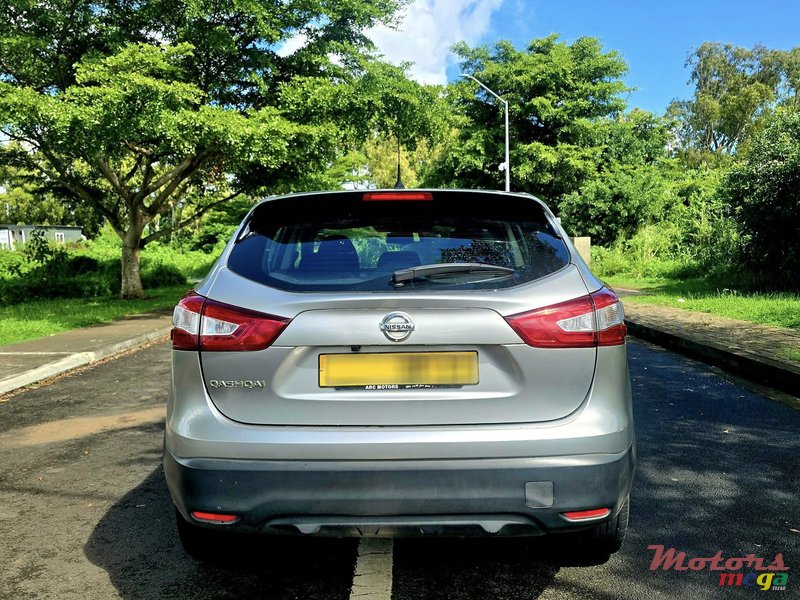 2017' Nissan Qashqai photo #3