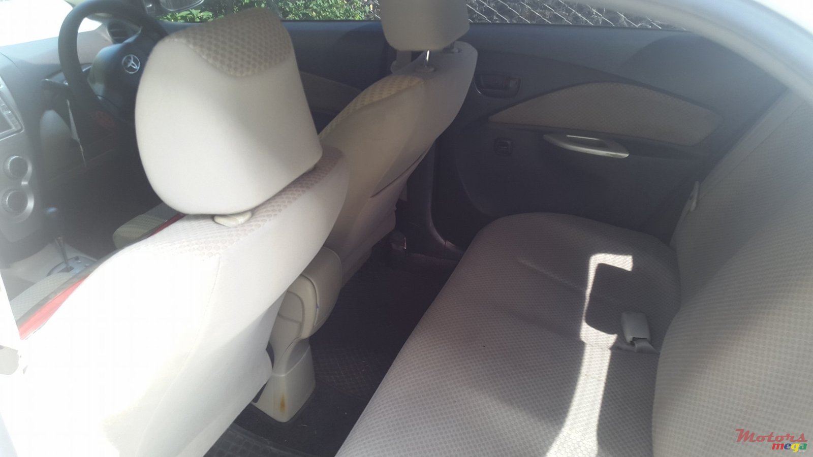 2006' Toyota belta photo #7