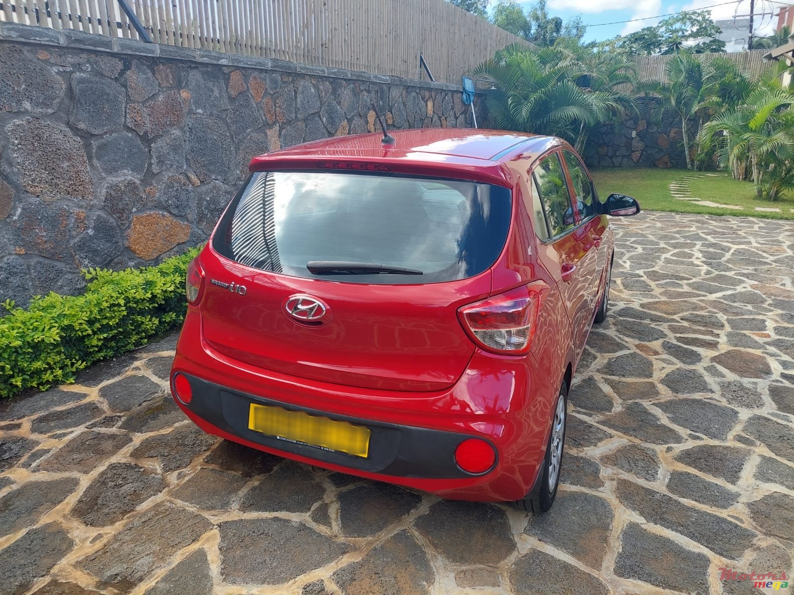 2017' Hyundai i10 photo #7