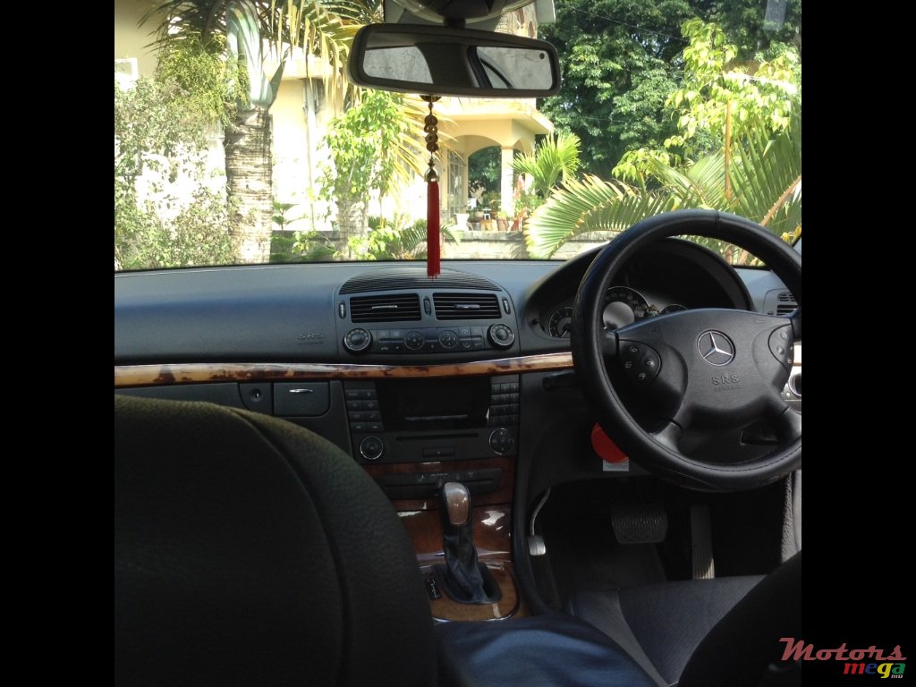 2004' Mercedes-Benz 260E No photo #4