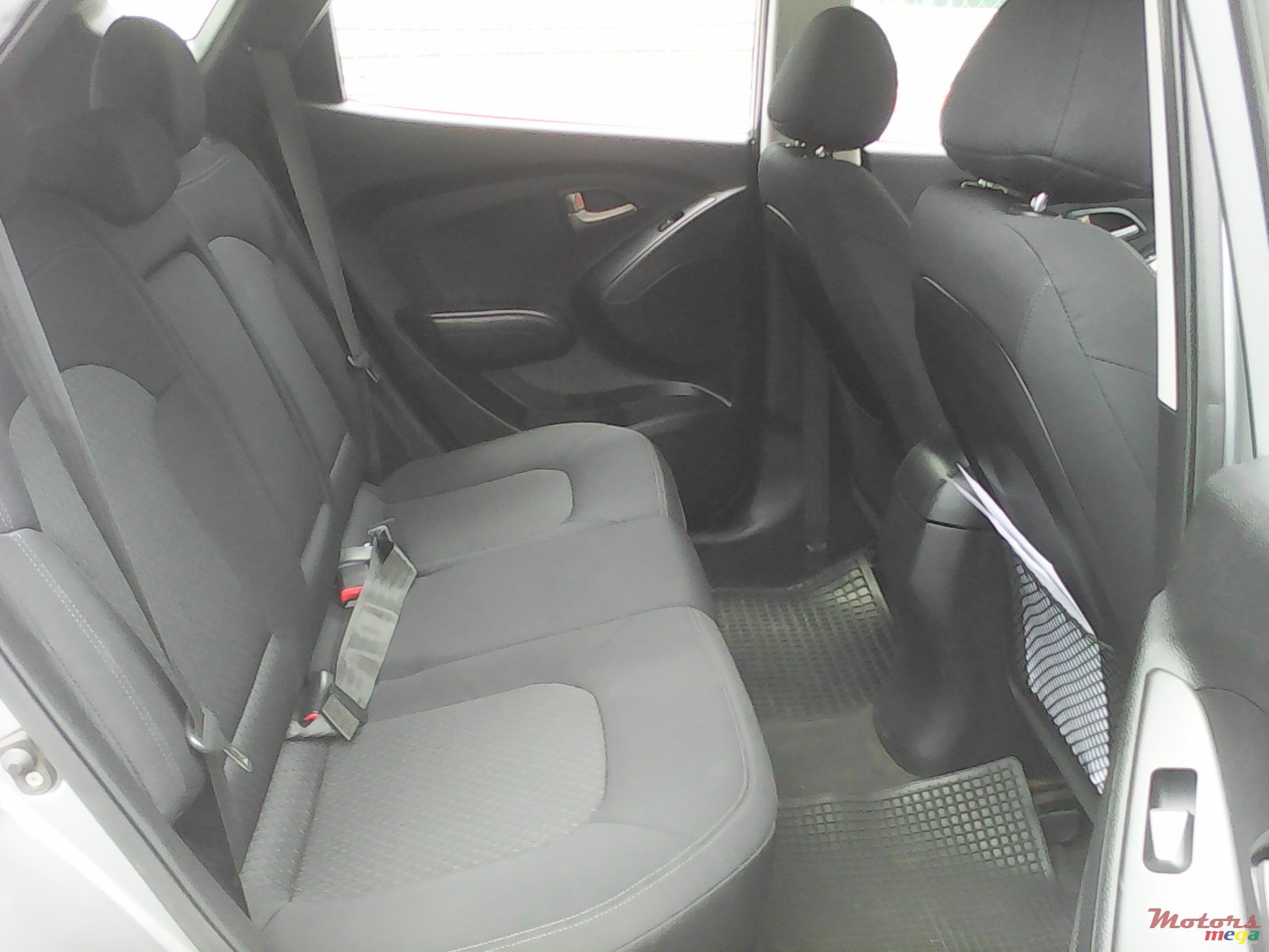 2011' Hyundai ix35 photo #5