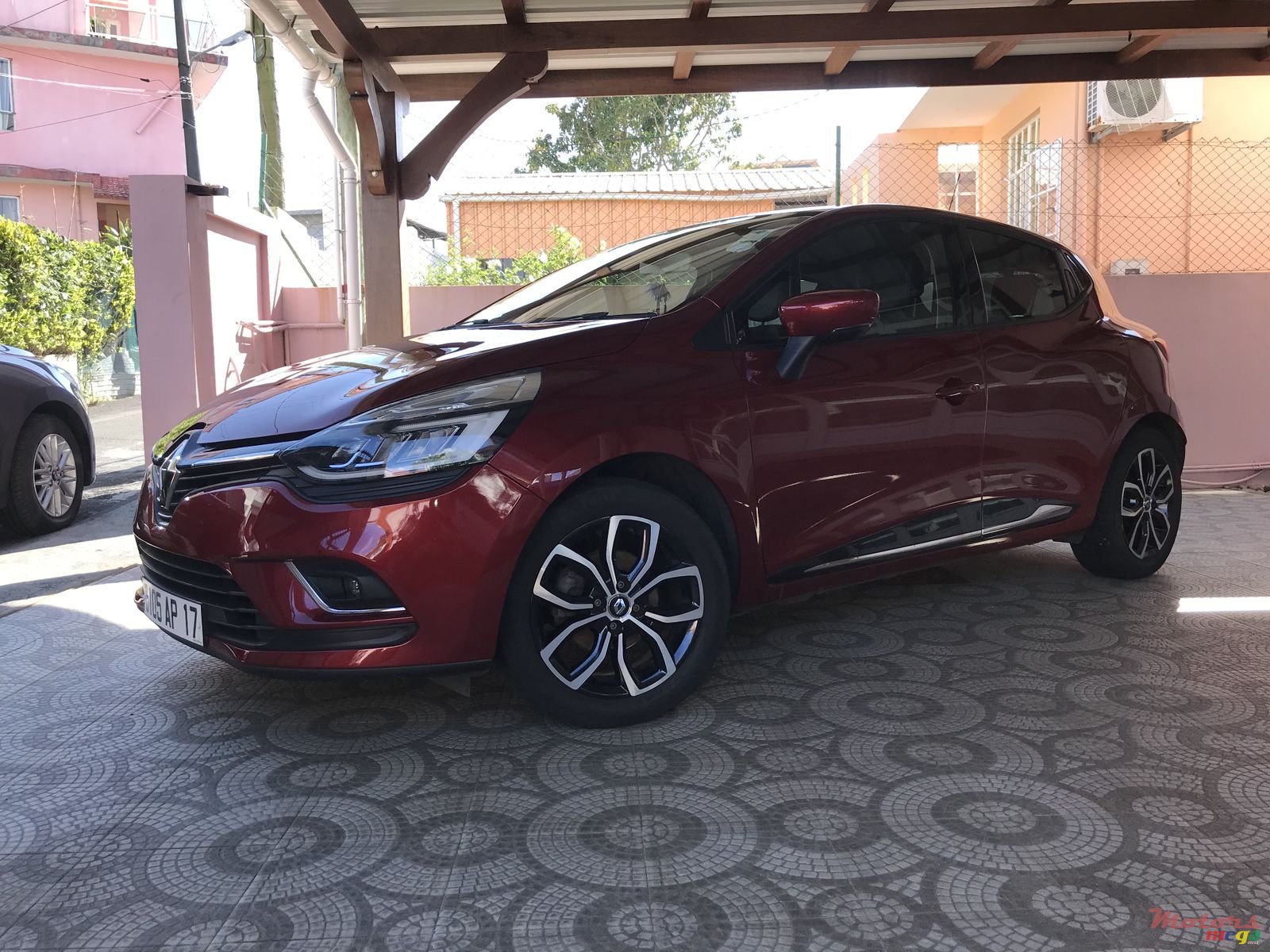 2017' Renault Clio photo #3