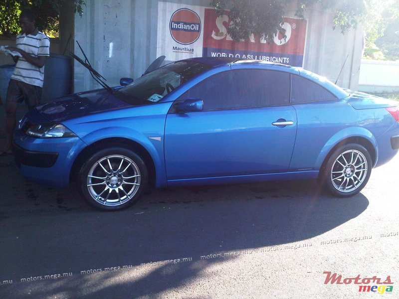 2006' Renault Megane Cabriolet photo #4