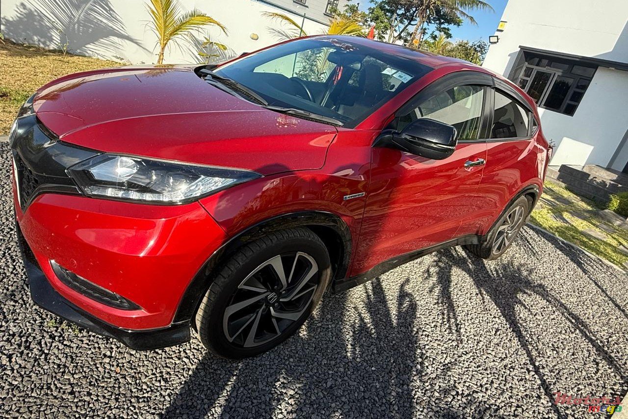 2017' Honda HR-V photo #2