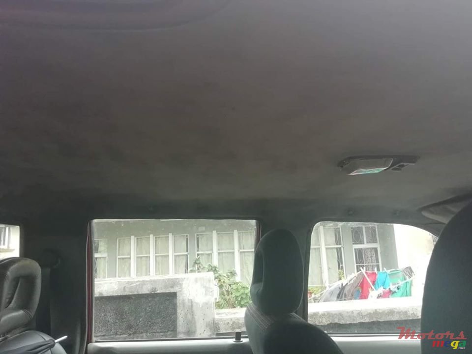 1998' Isuzu KB Series KB280DtLx photo #7