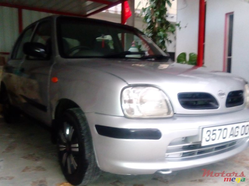 2000' Nissan Micra photo #1