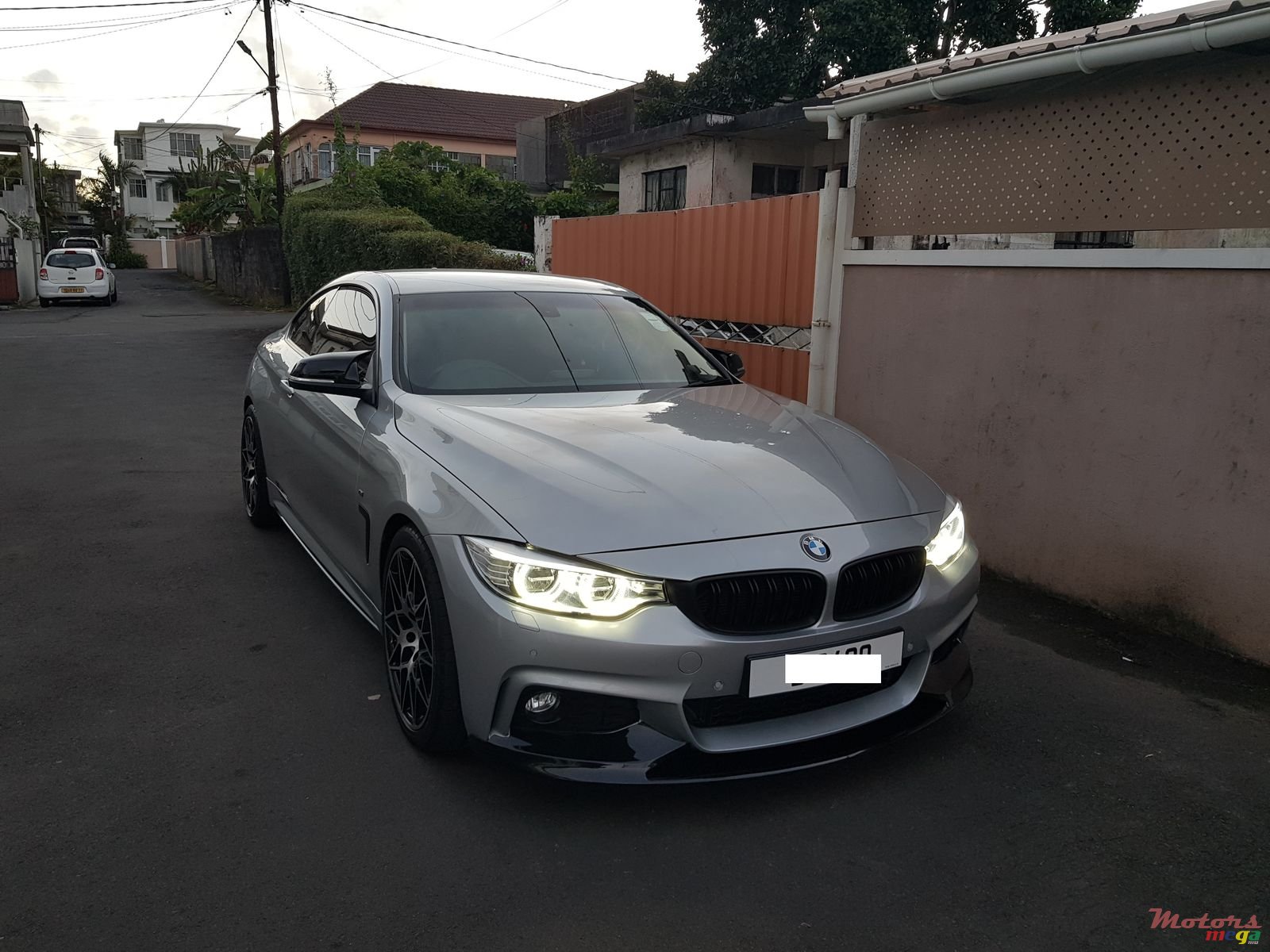 2013' BMW 428i M performance photo #1