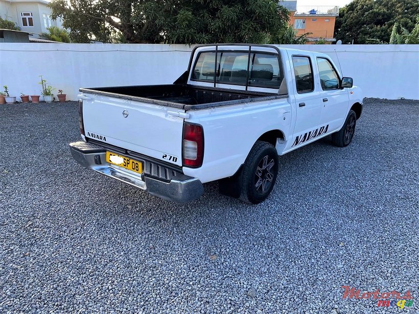 2008' Nissan Navara 2X4 2.7L JAPAN photo #2