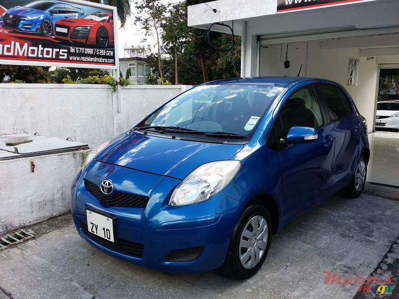 2010' Toyota Vitz photo #1