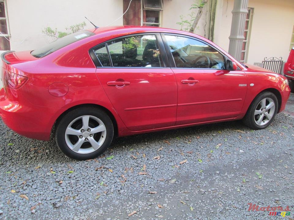 2004' Mazda 3 photo #4