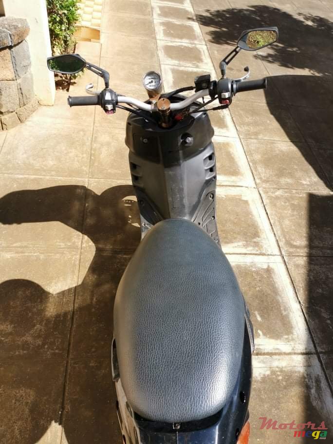 2009' Adly Front panel photo #2