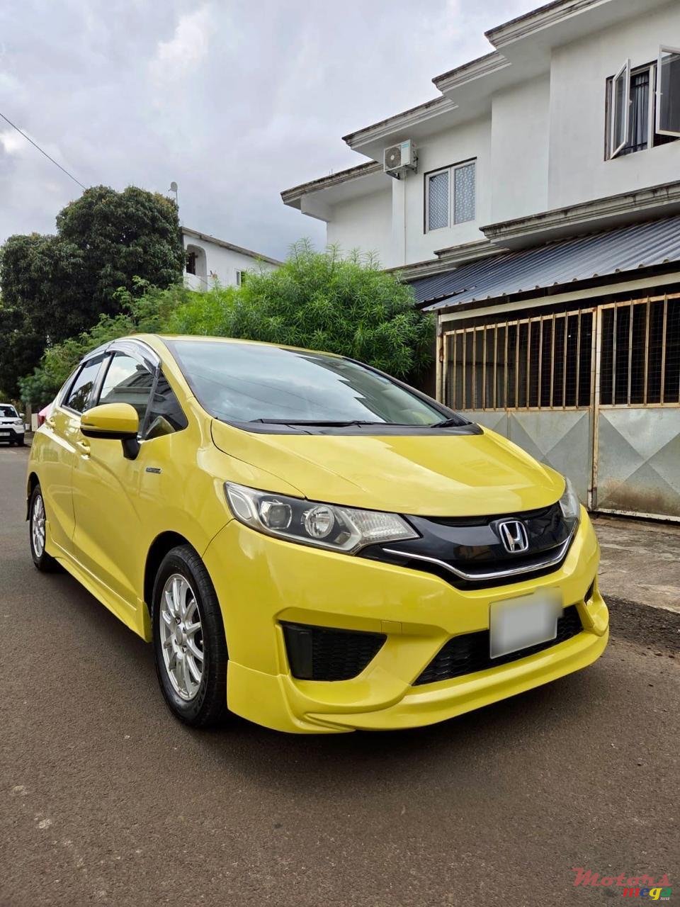 2015' Honda Fit photo #1