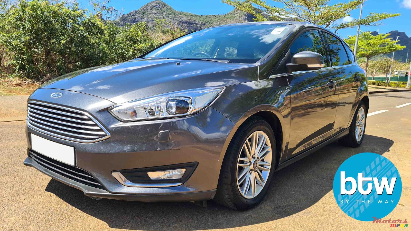 2017' Ford Focus photo #4