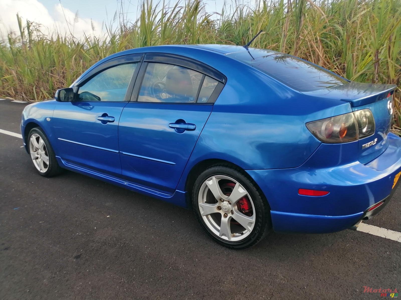 2005' Mazda photo #6