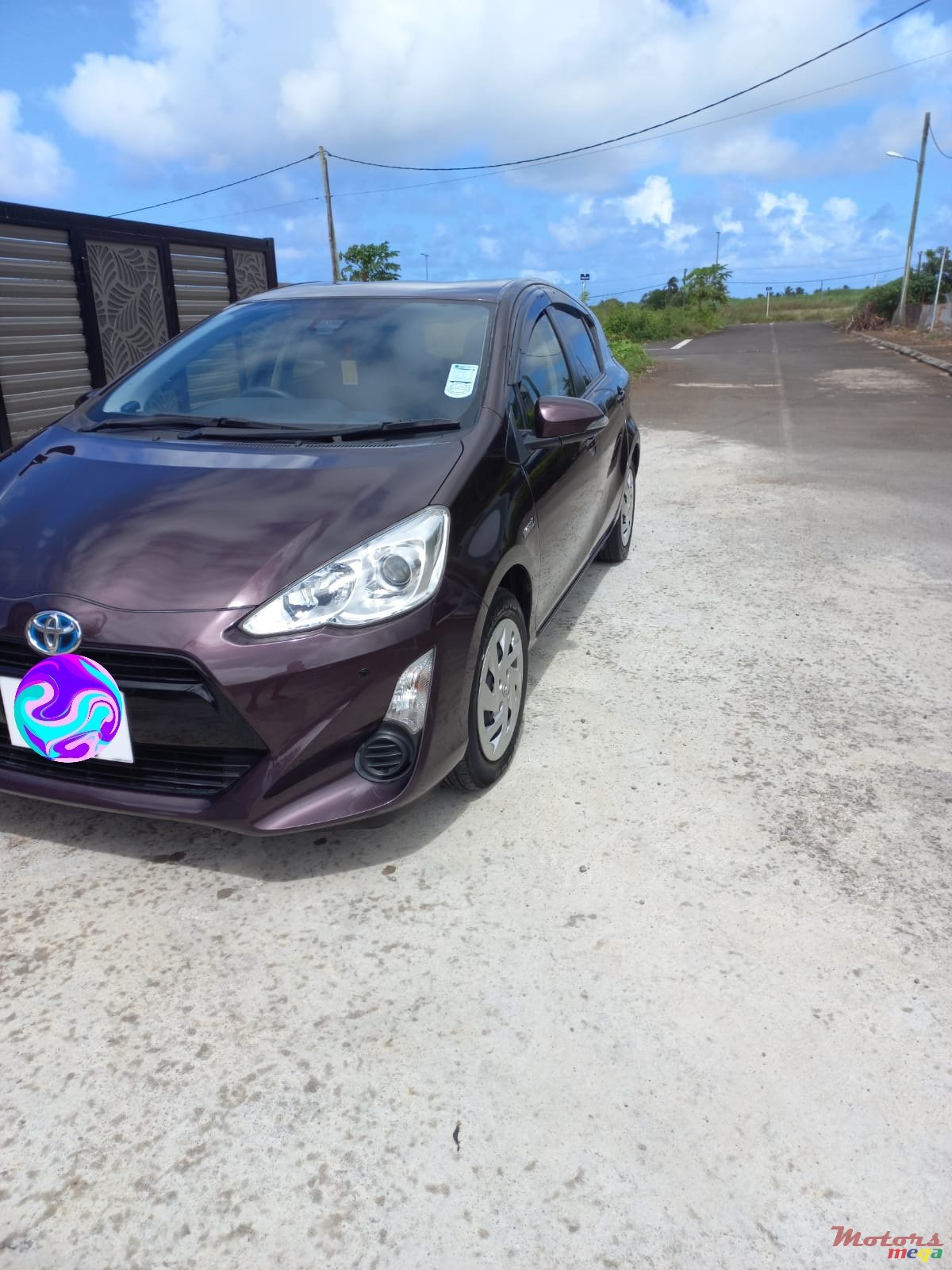 2016' Toyota Aqua photo #4