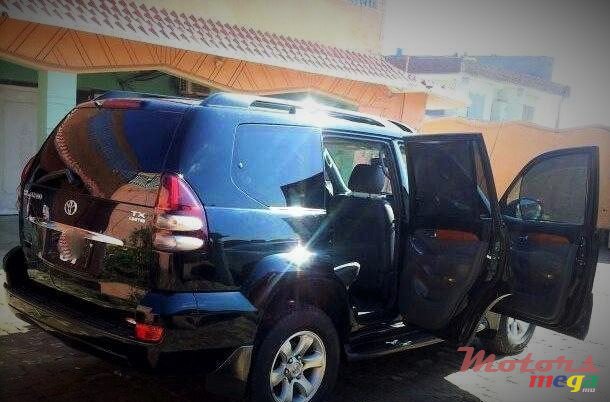 2005' Toyota Land Cruiser tx photo #1