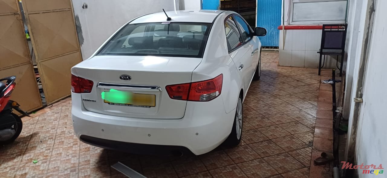 2012' Kia Cerato photo #3