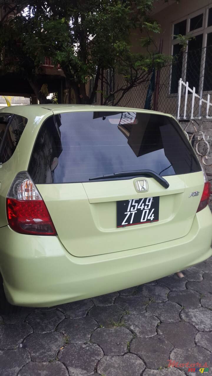 2004' Honda Fit photo #3