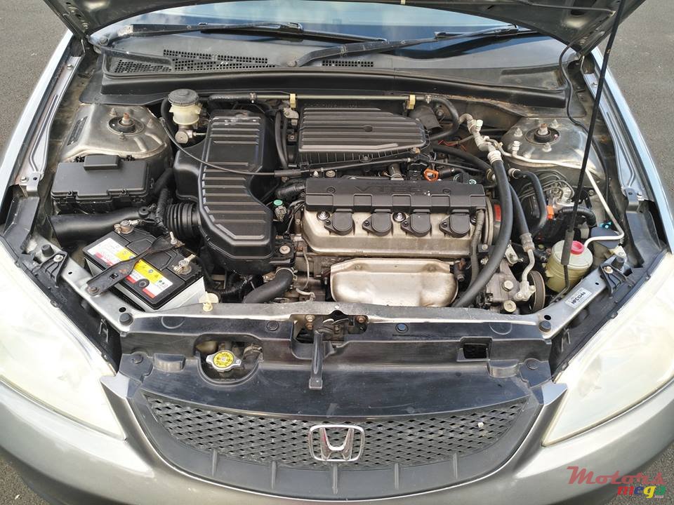 2005' Honda Civic ES5 VTI photo #7