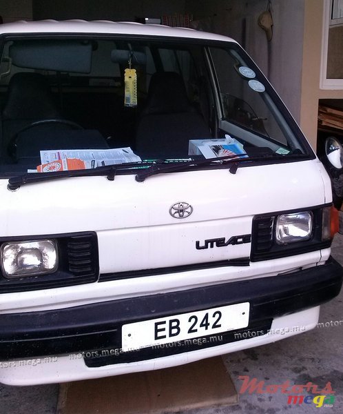 1991' Toyota photo #1