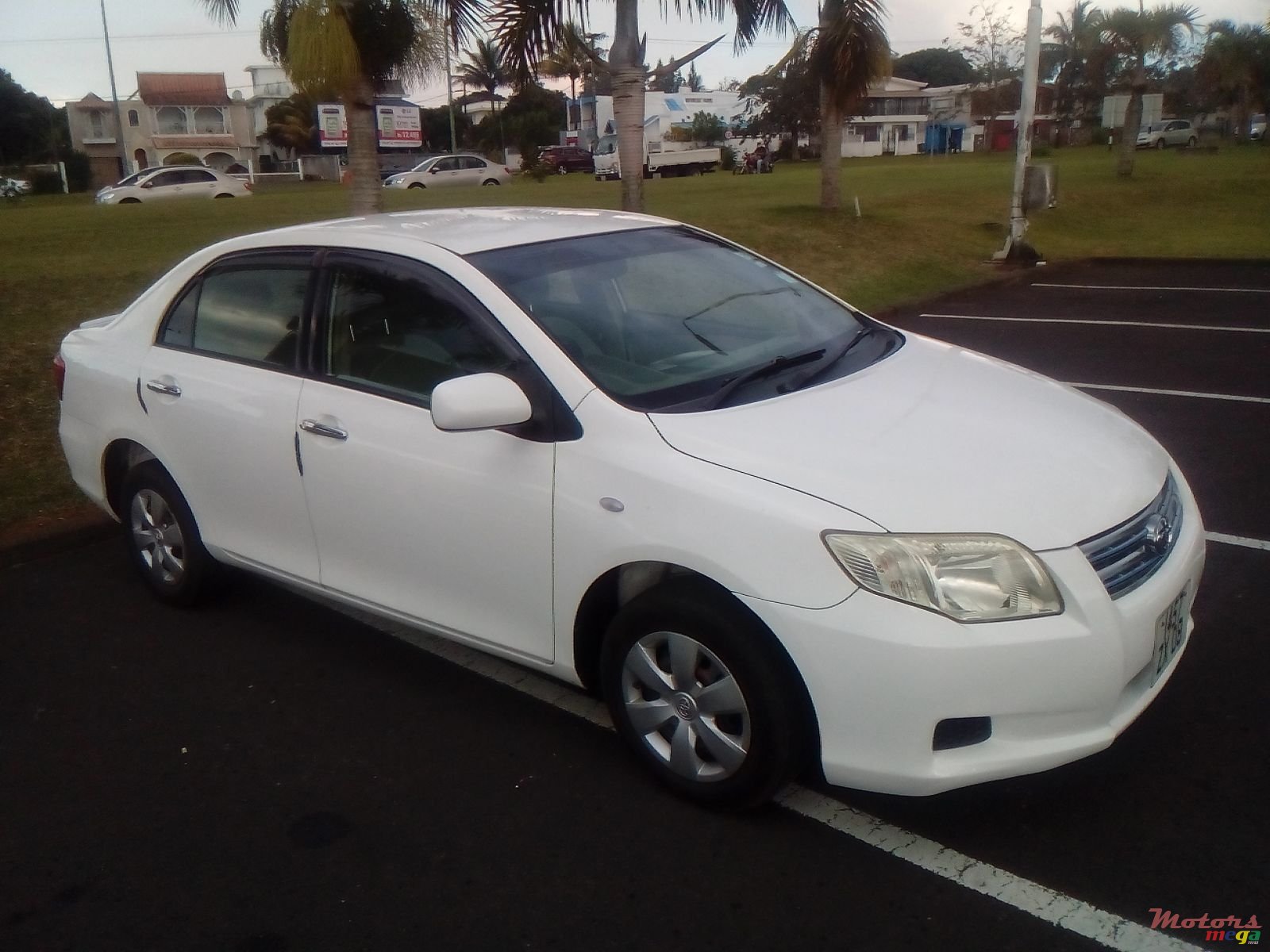 2008' Toyota Axio photo #1