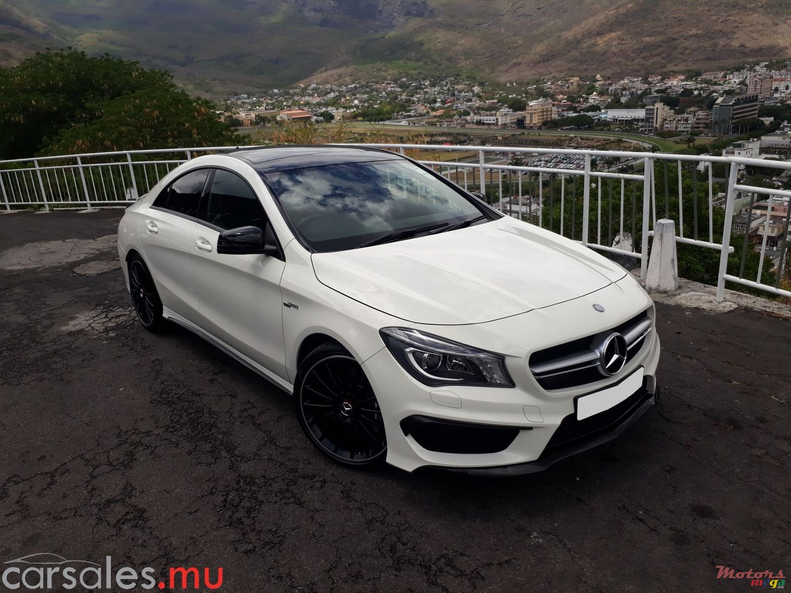 2016' Mercedes-Benz CLA 45 AMG photo #1