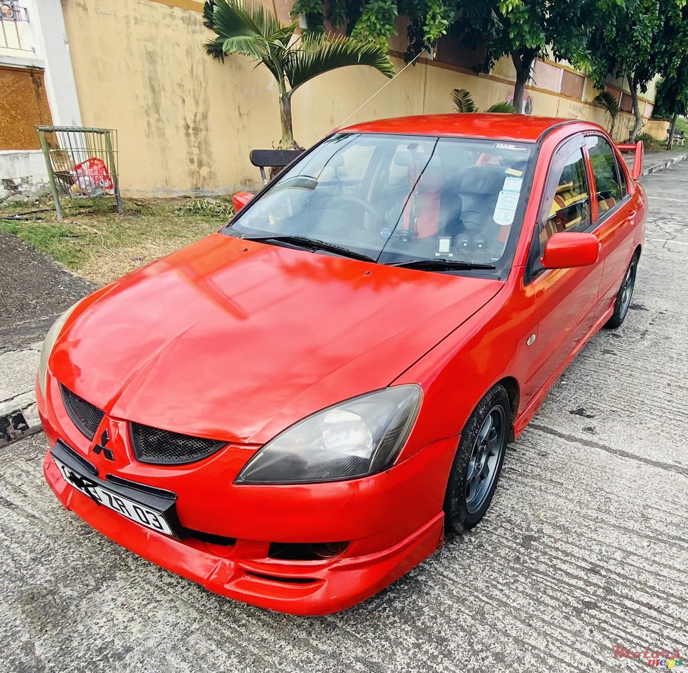 2003' Mitsubishi Lancer Glx photo #1