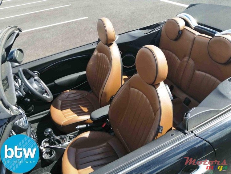 2014' MINI Cooper S photo #5